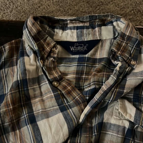 New woolruch shirt!!! $50 obo - Picture 2 of 2